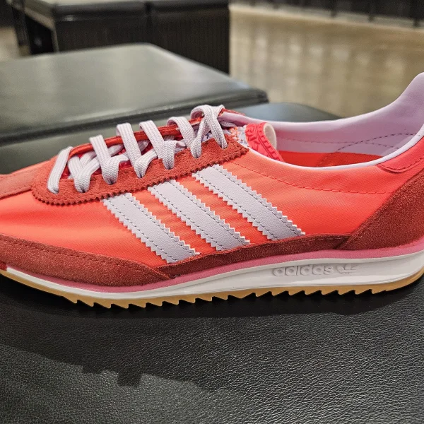 Zapatilla Retro Coral